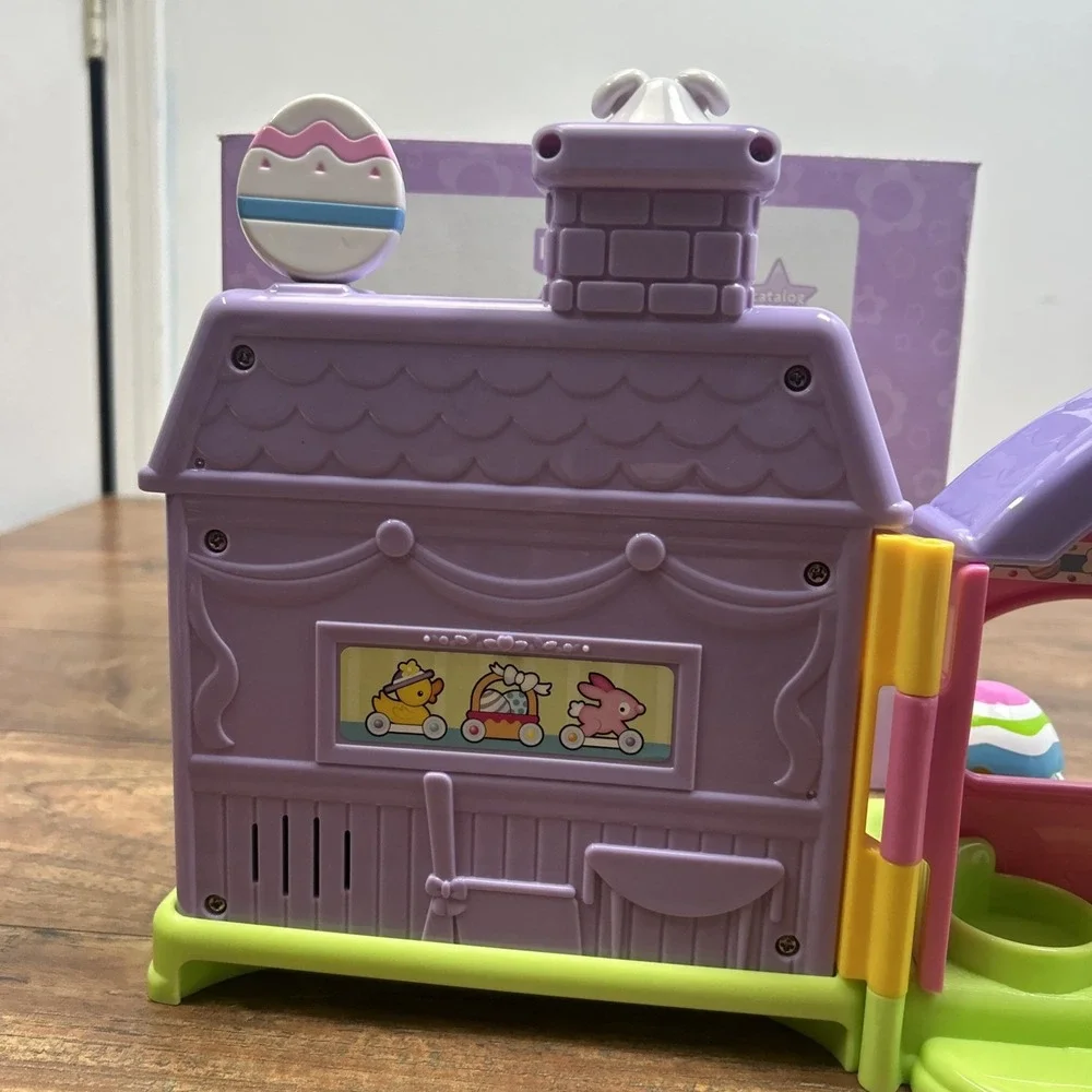 2009 Fisher Price Little People Easter House Surprise Complete & Works! P8224